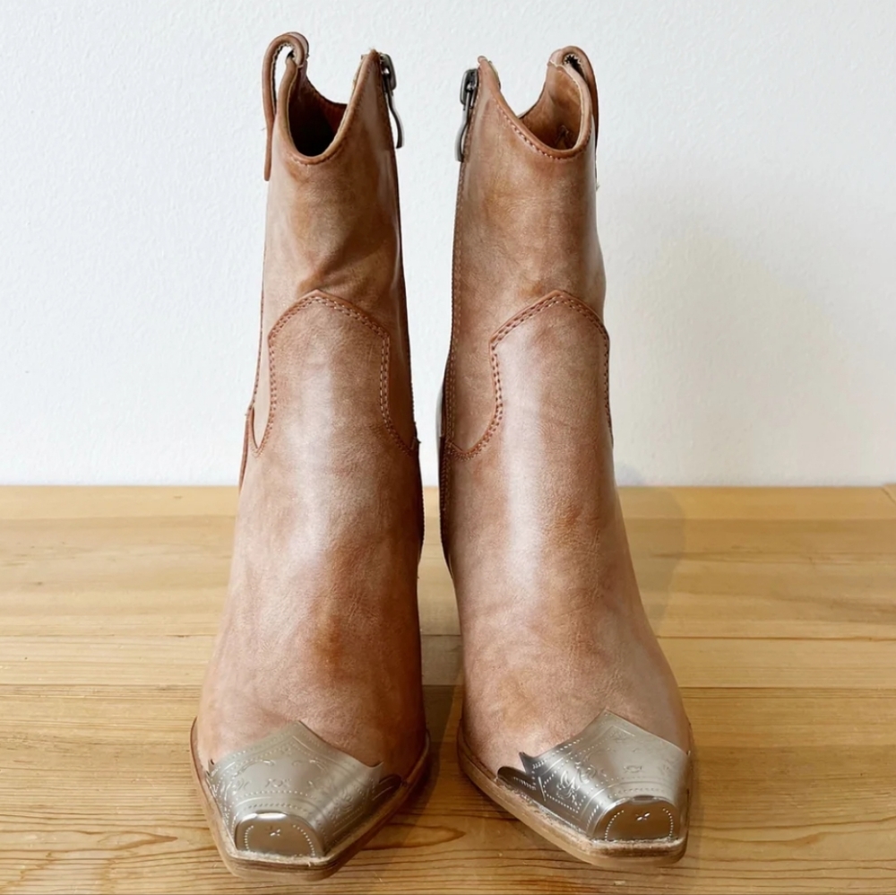 New Distressed Nude PU Leather Metal Toe Block Heel Cowgirl Western Ankle Boots - Picture 3 of 5